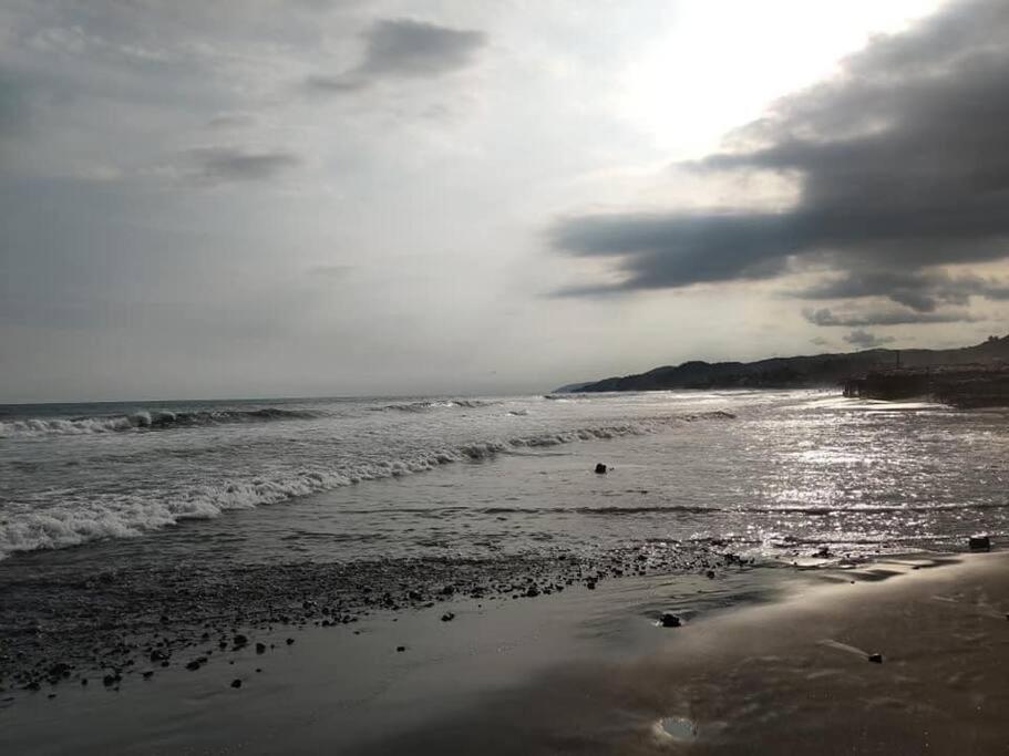 Nuestro Castillo, Playa San Blas, La Libertad, El Salvador Kültér fotó