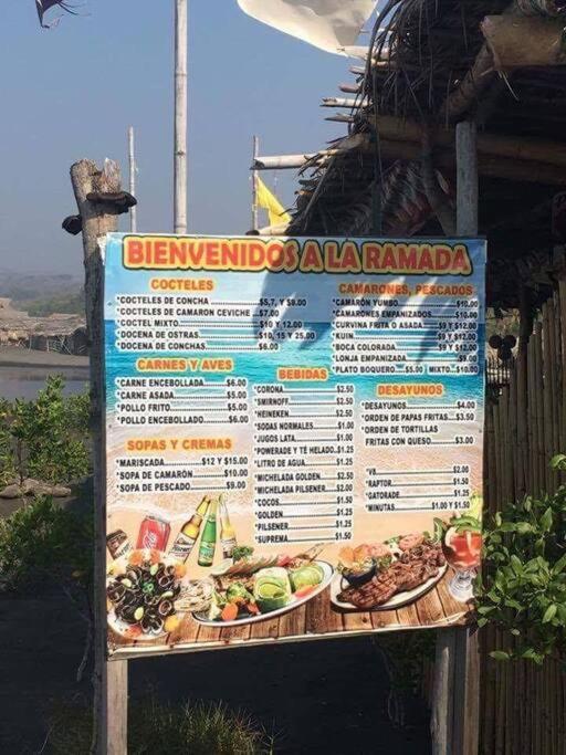 Nuestro Castillo, Playa San Blas, La Libertad, El Salvador Kültér fotó